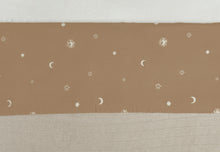 Afbeelding in Gallery-weergave laden, Jollein Ledikantlaken 120 x 150 cm Stargaze Biscuit

